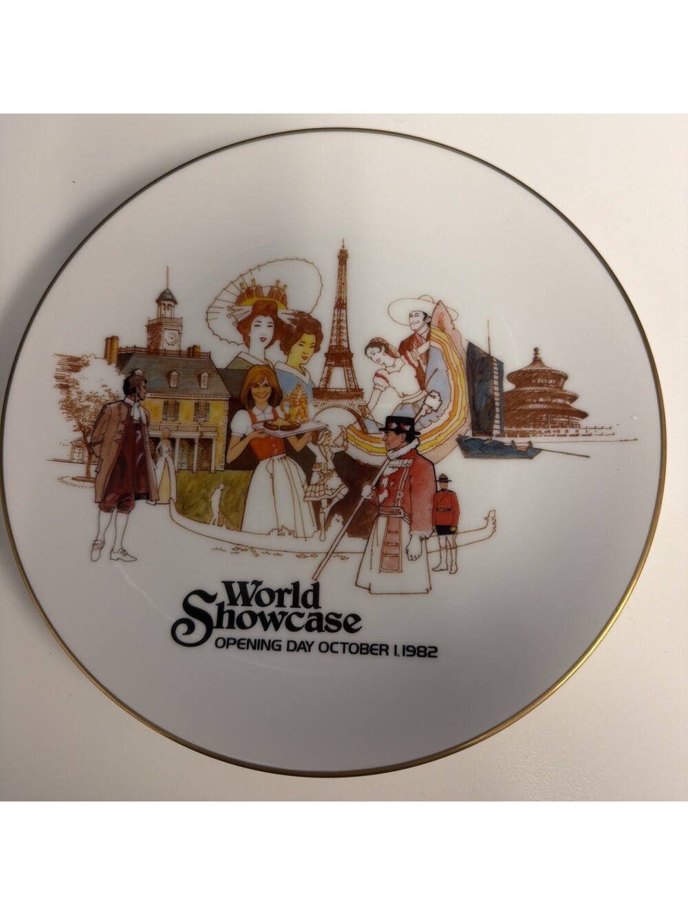Vintage WDW EPCOT CENTER OPENING DAY COMMEMORATIVE PLATES World Showcase VTG *